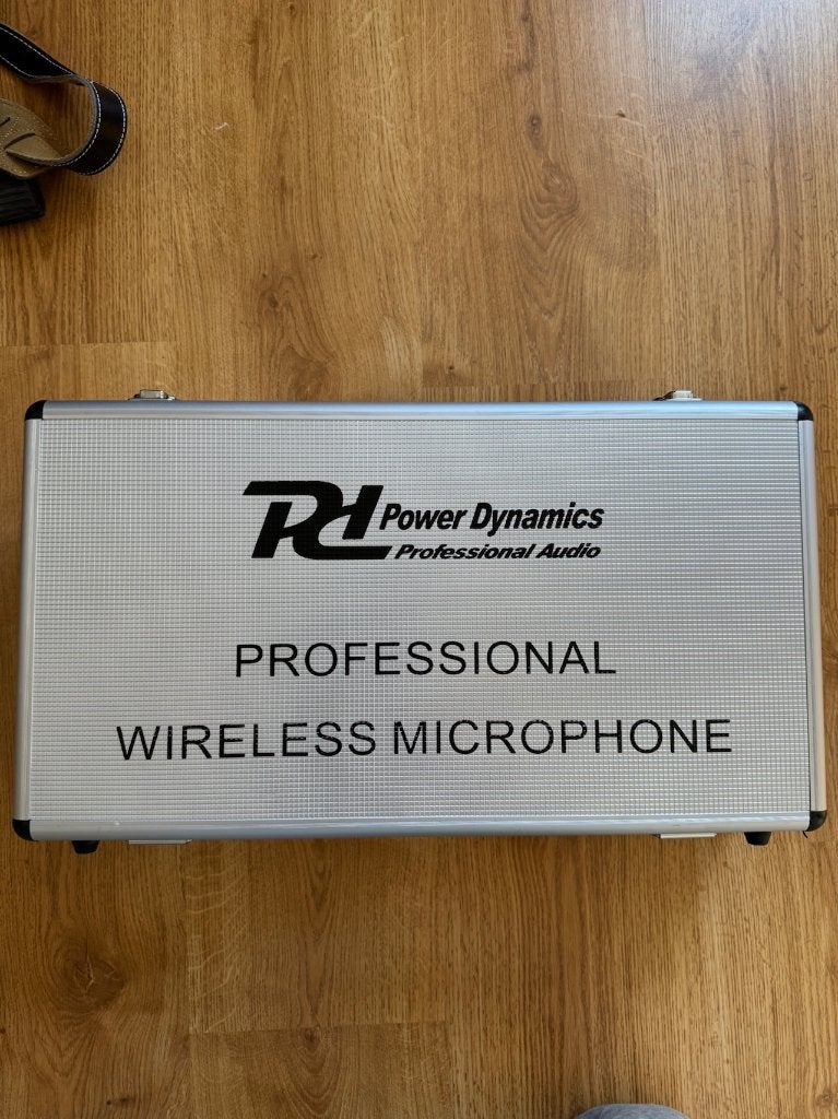 Draadloze microfoon set, Muziek en Instrumenten, Ophalen, Zo goed als nieuw, Zangmicrofoon, Draadloos