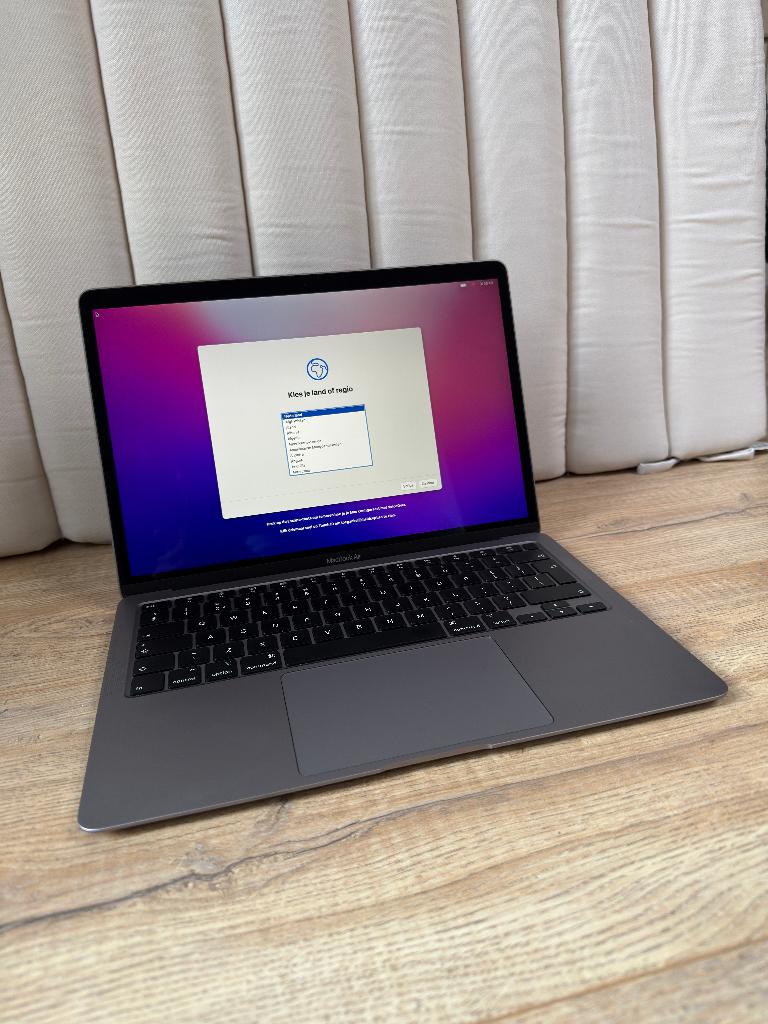 MacBook Air 13 inch - 2020 - i7 - 8GB RAM - Spacegrey, Computers en Software, Apple Macbooks, Zo goed als nieuw, MacBook Air, 13 inch