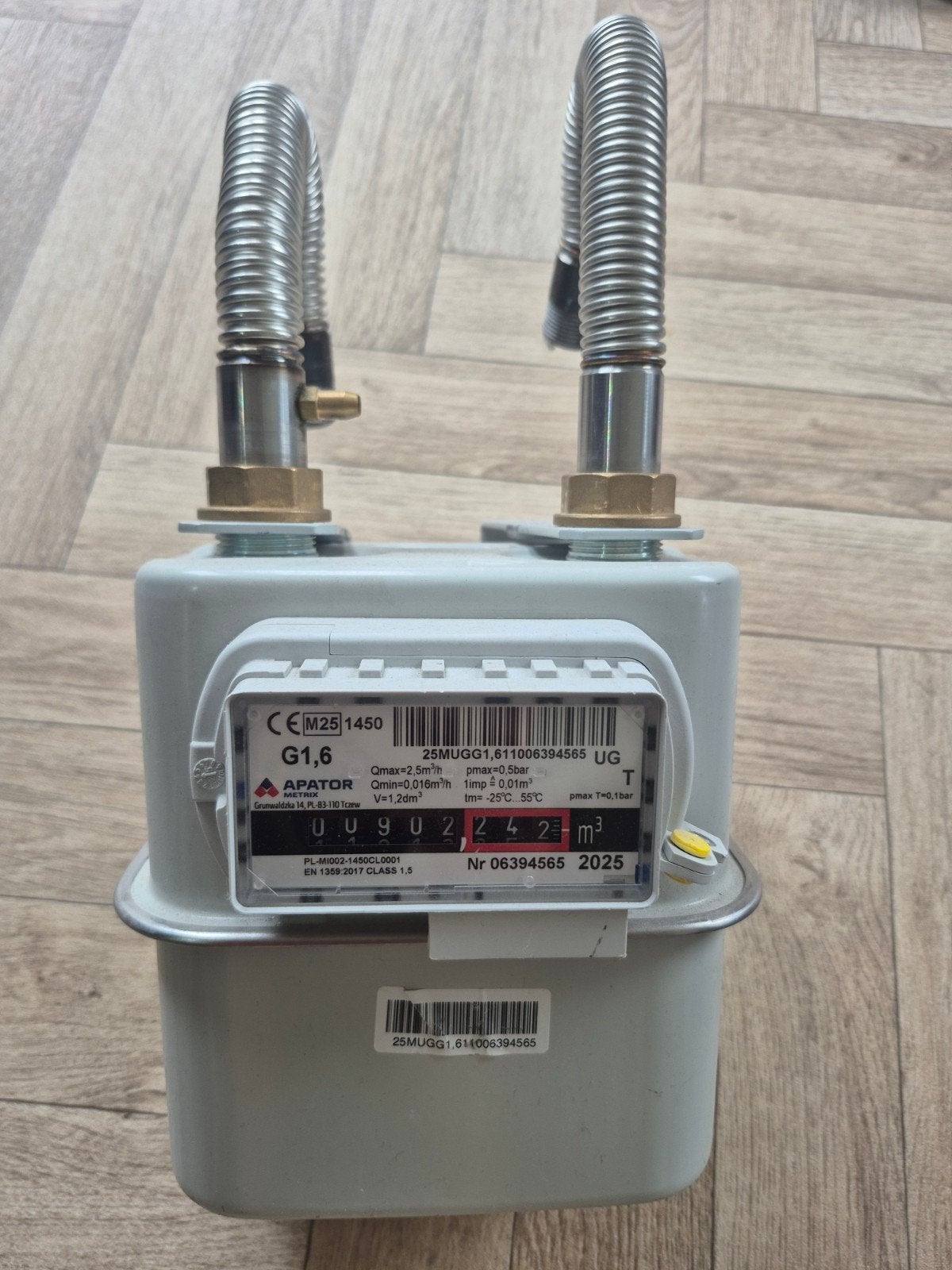Gasmeter Apator G1,6 met ophangbeugels, z.g.a.n., Ophalen, Zo goed als nieuw, Overige meters