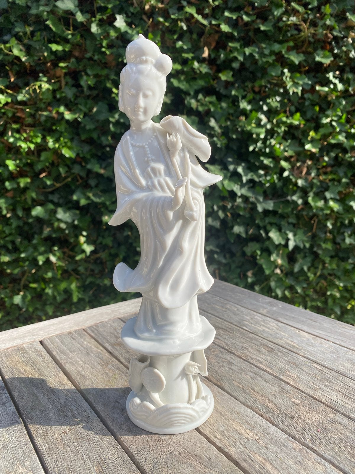 VIntage Goebel Guanyin porseleinen beeldje, Antiek en Kunst, Ophalen, Beeld, Vrouw, 20 - 50 cm