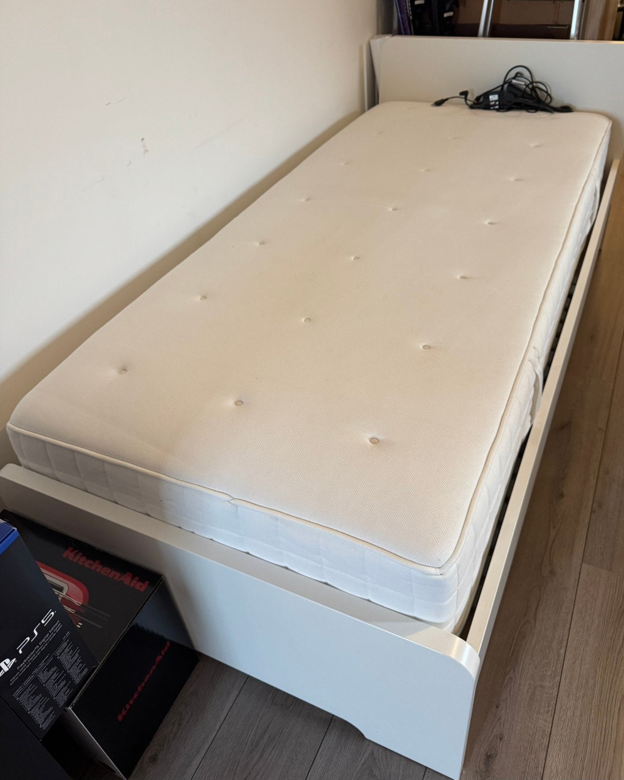 IKEA eenpersoonsbed wit 90x200 incl. lattenbodem en matras, Ophalen, Gebruikt, 90 cm, Eenpersoons