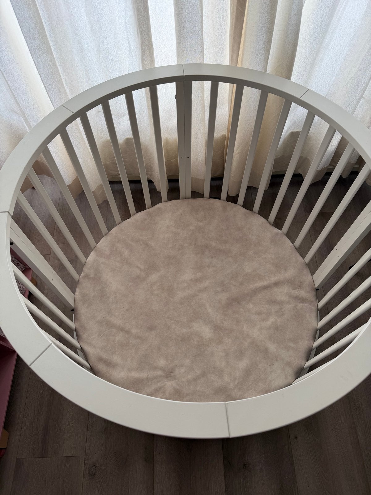 Ronde babybox met boxkleed, Ophalen, Zo goed als nieuw, Rond, Boxkleed