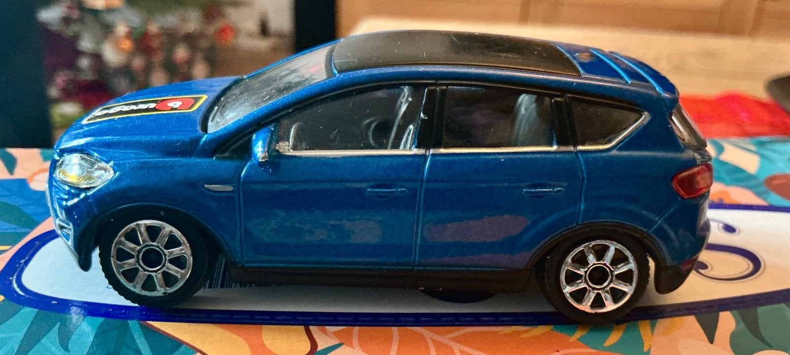 Ford Kuga Burago auto 1:43, Ophalen, Gebruikt, Auto