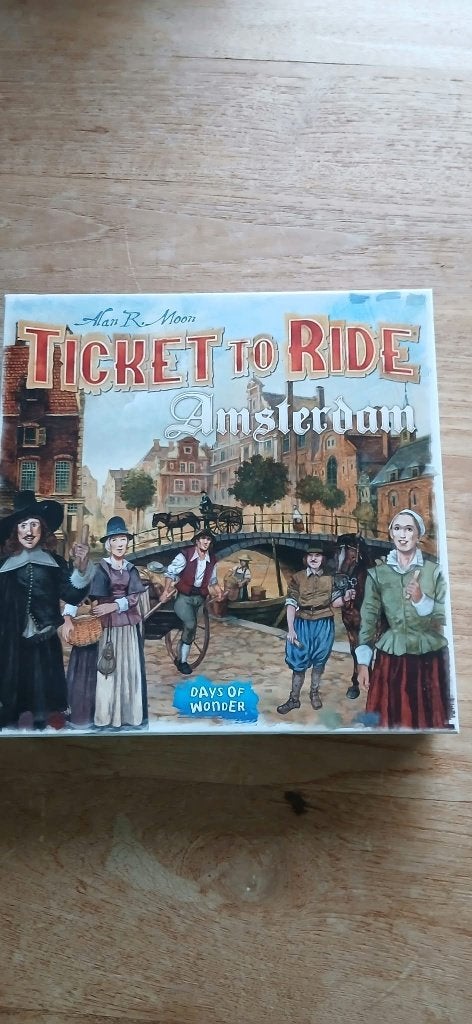 Ticket to ride Amsterdam, Drie of vier spelers, Ophalen of Verzenden, Zo goed als nieuw