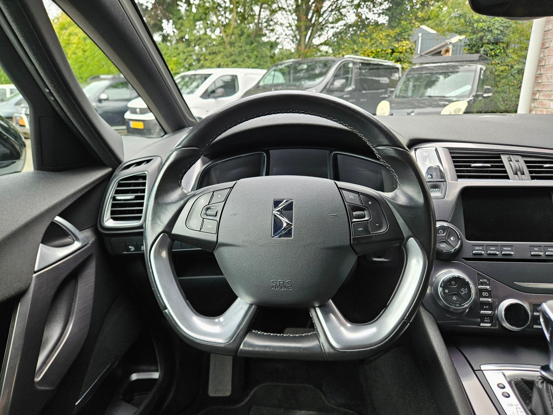 DS 5 1.6 THP Business Executive Automaat! Trekhaak! Mooie/Ne, Auto's, Gebruikt, Euro 6, 4 cilinders, Leder en Stof