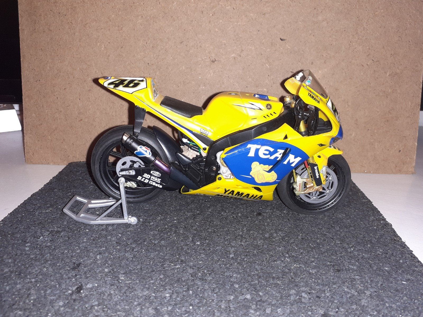 Yamaha yzr m1 2006 camel, Hobby en Vrije tijd, Ophalen of Verzenden, Zo goed als nieuw, Overige typen