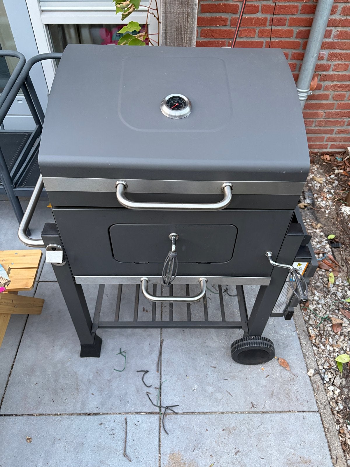 Grote BBQ - Weinig gebruikt, moet weg wegens ruimtegebrek, Ophalen, Gebruikt