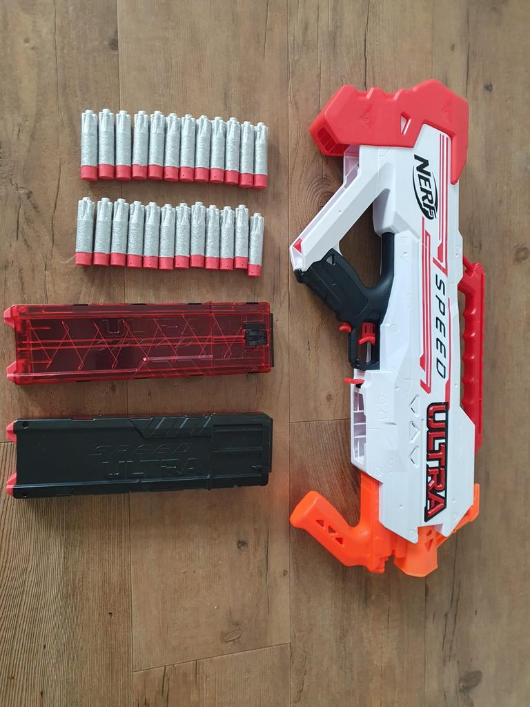 Nerf speed ultra blaster, Kinderen en Baby's, Speelgoed | Buiten | Actiespeelgoed, Ophalen of Verzenden, Zo goed als nieuw