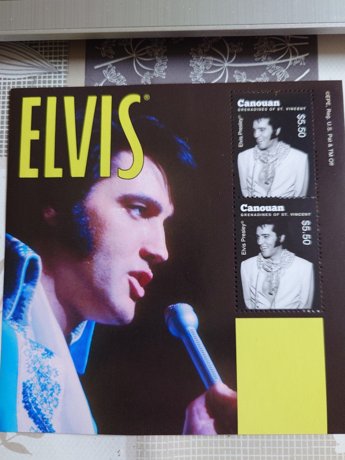 Elvis Presley postzegelvel Canouan Grenadines St. Vincent, Ophalen of Verzenden, Onbeschreven