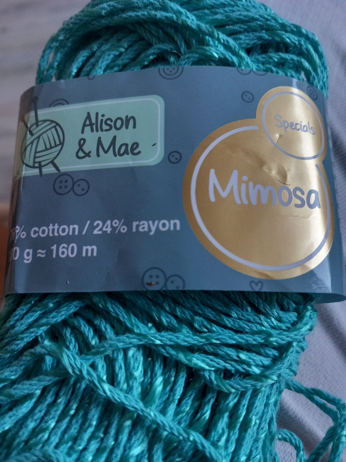 Gevraagd 1 bol van deze kleur en dit merk, Ophalen, Breien of Haken, Wol of Garen