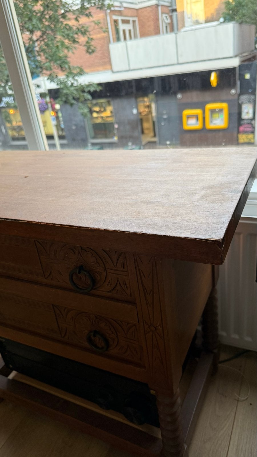 Authentiek kastje met houtsnijwerk - 60x70x35,5cm, Ophalen