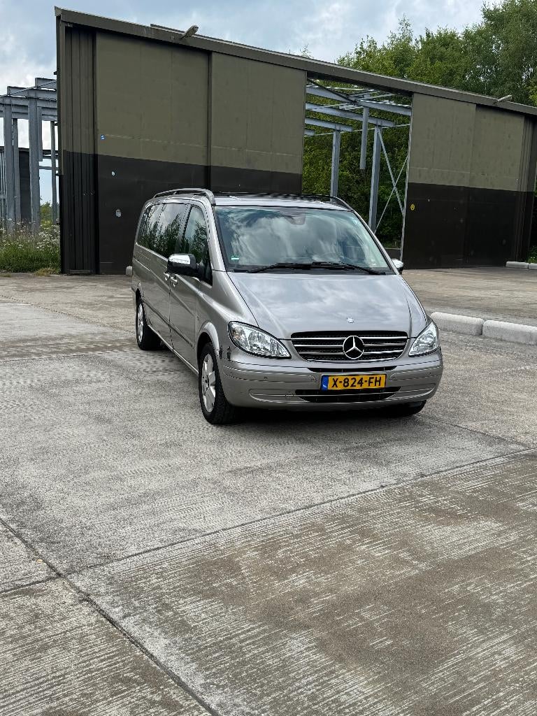 Mercedes Viano CDI 2.2  2010 Grijs, Auto's, Mercedes-Benz, Beige, 4 cilinders, 2000 kg, 4 stoelen