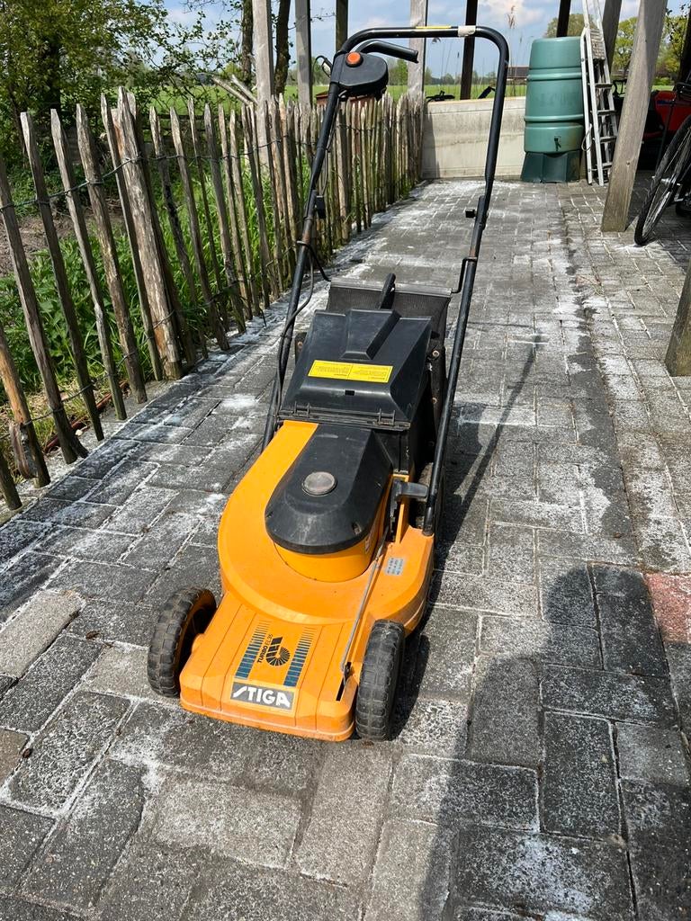 Stiga turbo EL 35, Tuin en Terras, Ophalen, Zo goed als nieuw