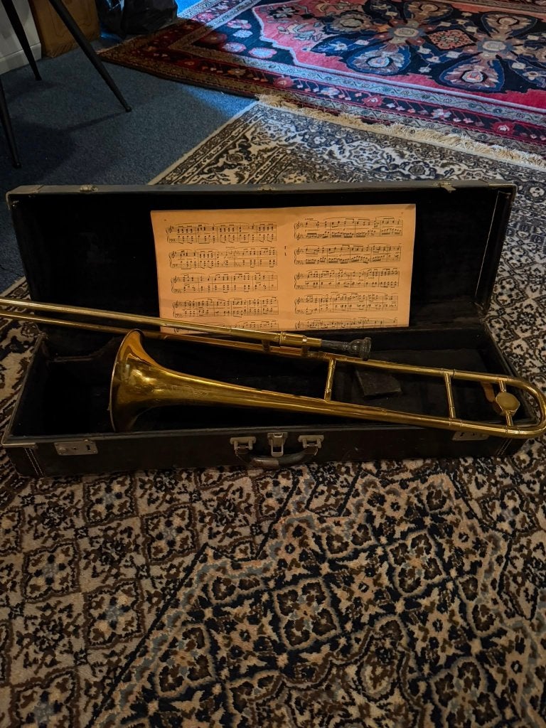 Antieke schuif trombone met koffer, Muziek en Instrumenten, Blaasinstrumenten | Trombones, Ophalen, Gebruikt, Tenor, Met koffer