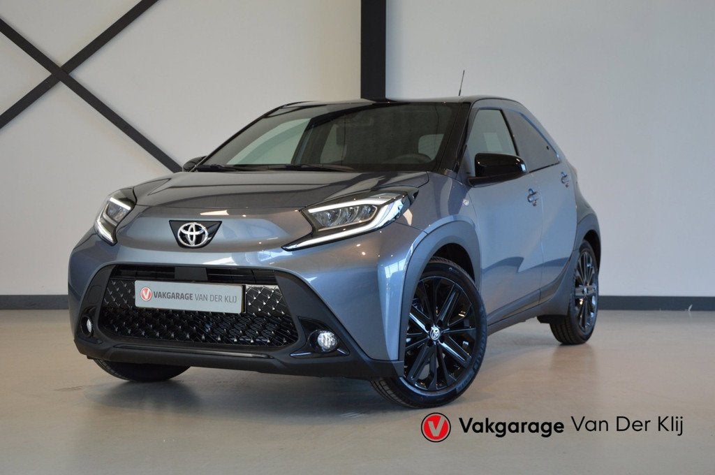 Toyota Aygo X 1.0 VVT-i MT Pulse Nieuw direct leverbaar, Auto's, Toyota, Stof, 4 stoelen, Origineel Nederlands, Nieuw