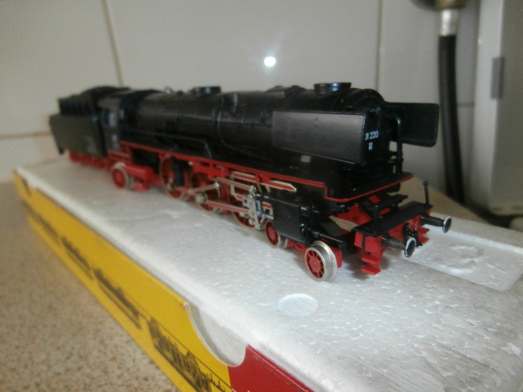 Fleischmann DB Stoom locomotief 1362 met rookgenerator, Hobby en Vrije tijd, Modeltreinen | H0, Fleischmann, Ophalen of Verzenden