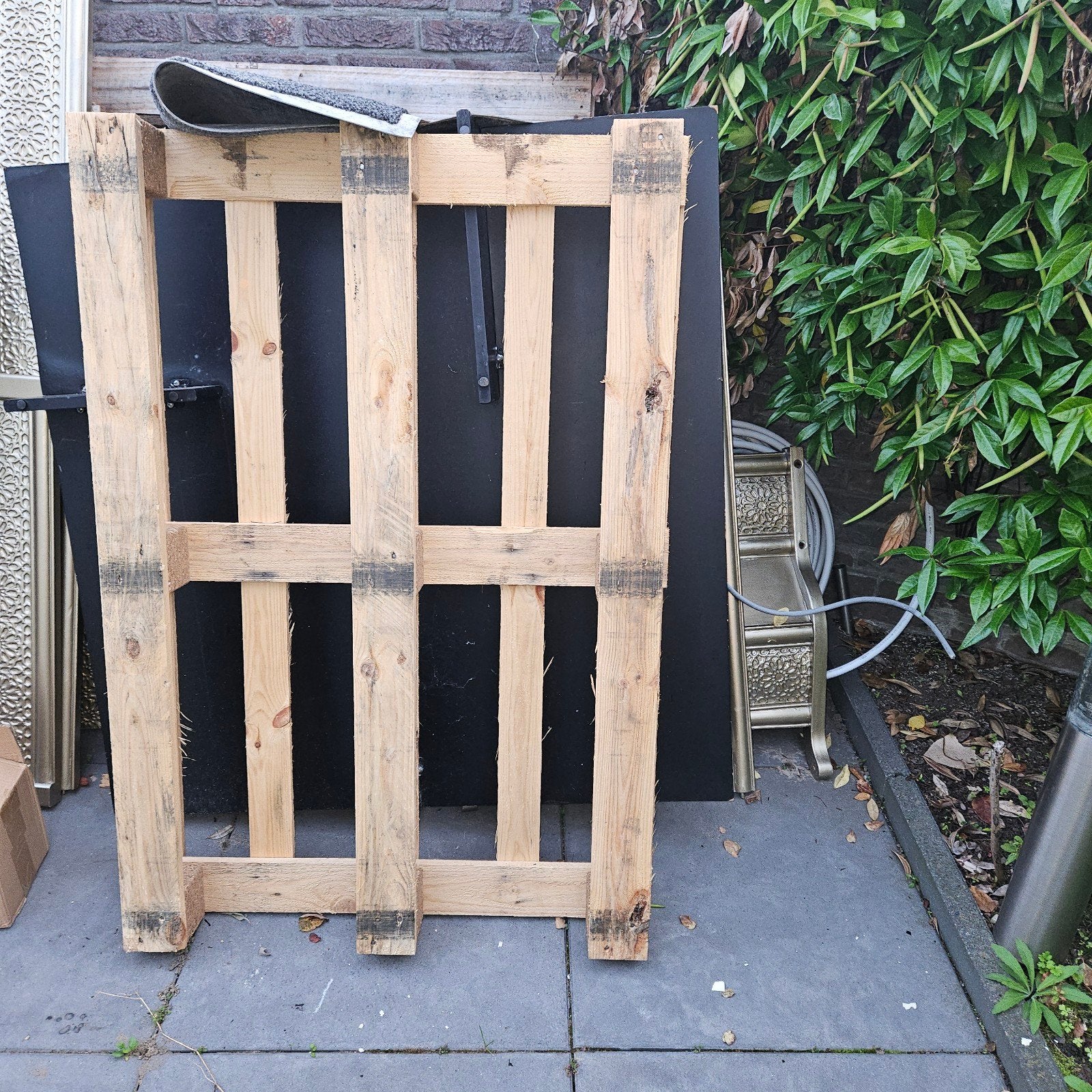 pallet gratis af te halen in Arnhem, Ophalen, Minder dan 25 mm, Pallet, Minder dan 200 cm