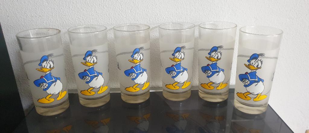 Set van 6 Donald Duck drink glazen. zie foto's, Verzamelen, Ophalen of Verzenden, Donald Duck, Zo goed als nieuw, Servies
