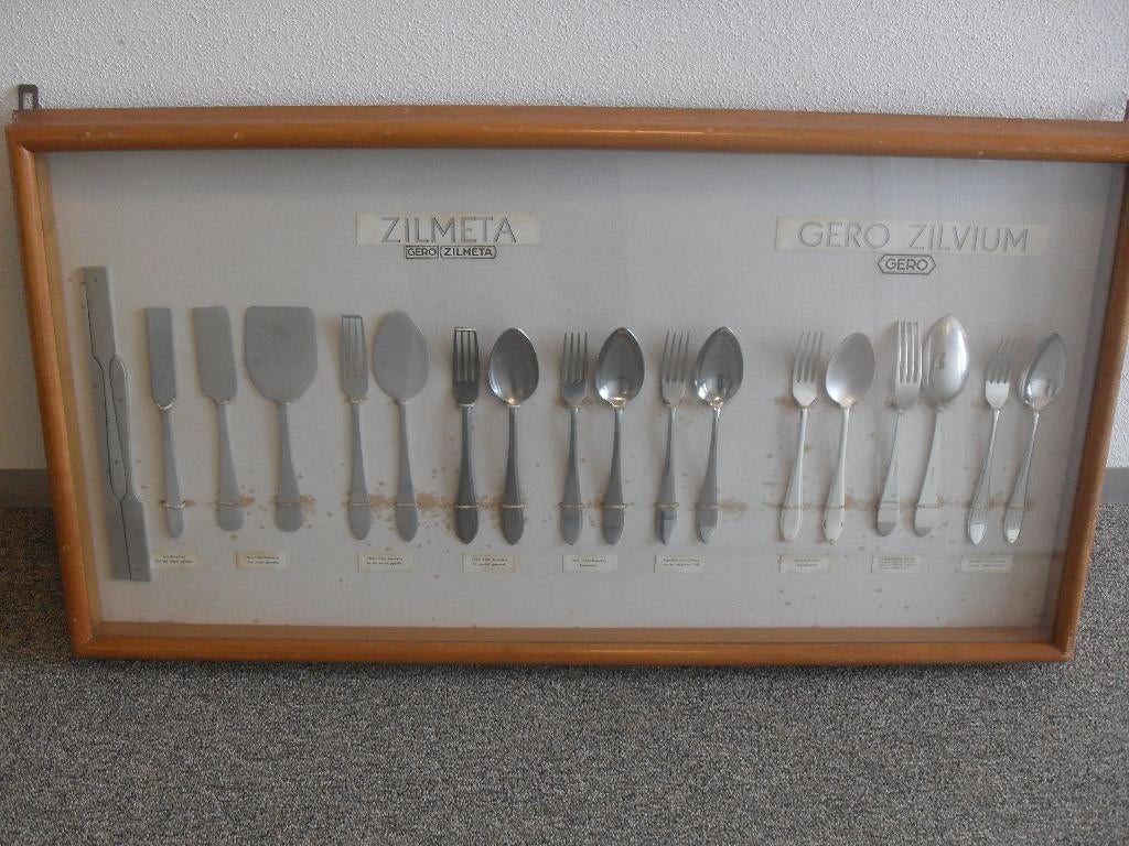 gero zilmeta display kast zie omschrijving  zeldzaam, Antiek en Kunst, Curiosa en Brocante, Ophalen of Verzenden