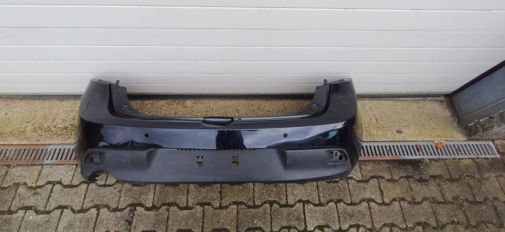 Mazda 3 II Bumper Achterbumper 4x PDC Gaten BCW850221, Gebruikt, -, -, Ophalen of Verzenden