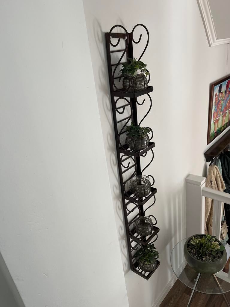 Decoratieve metalen wandplank met 5 niveaus, Huis en Inrichting, Woonaccessoires | Wandplanken en Boekenplanken, Ophalen of Verzenden