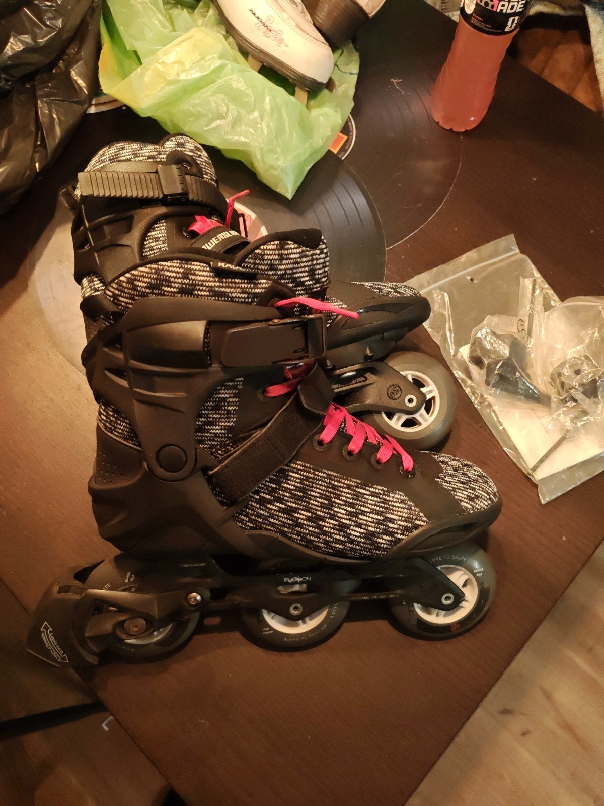 Powerslide Phuzion Radon 90 skates + beschermers, Ophalen, Dames, Overige typen, Zo goed als nieuw