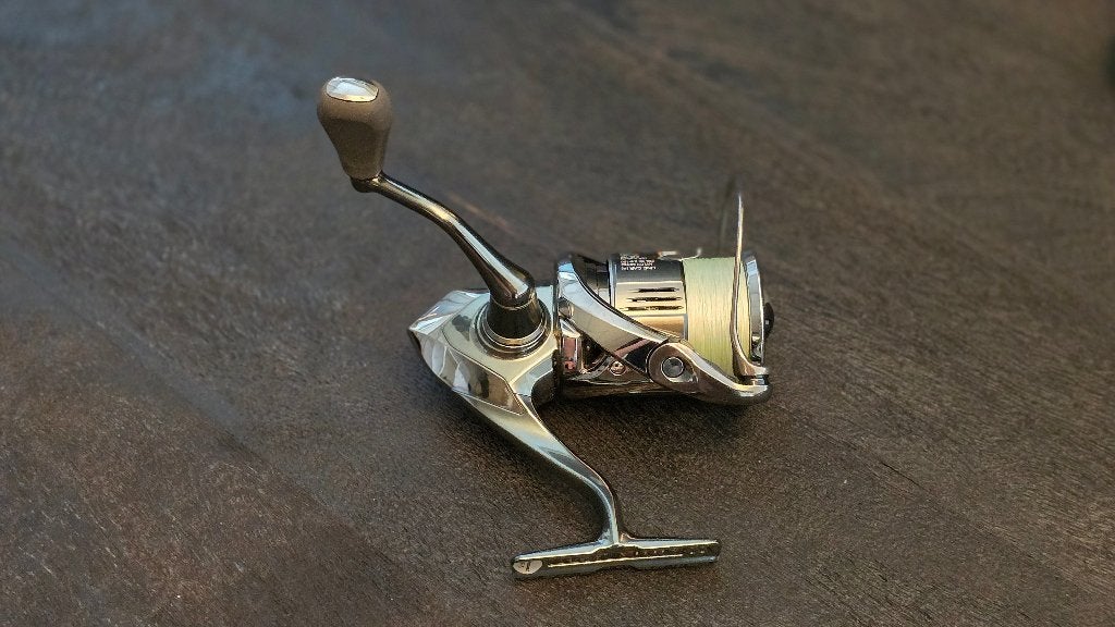 Shimano Stella FK 2500HG – zeer nette staat, Ophalen of Verzenden, Zo goed als nieuw, Molen