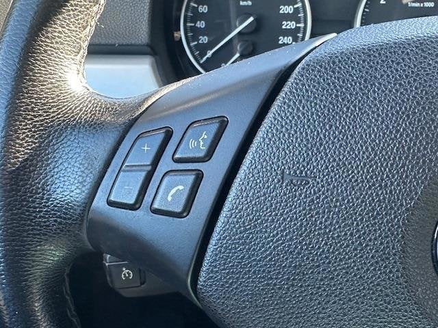 Foto 12 van BMW 3-serie 318i Business Line