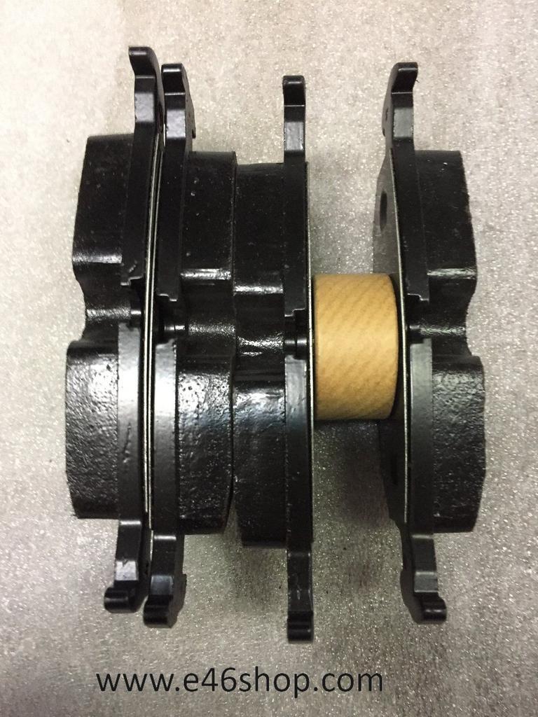 REMBLOKKEN ACHTER BMW E32 M5 E34 EN E32 750I OE 34211158221, -, -, Nieuw, Ophalen of Verzenden