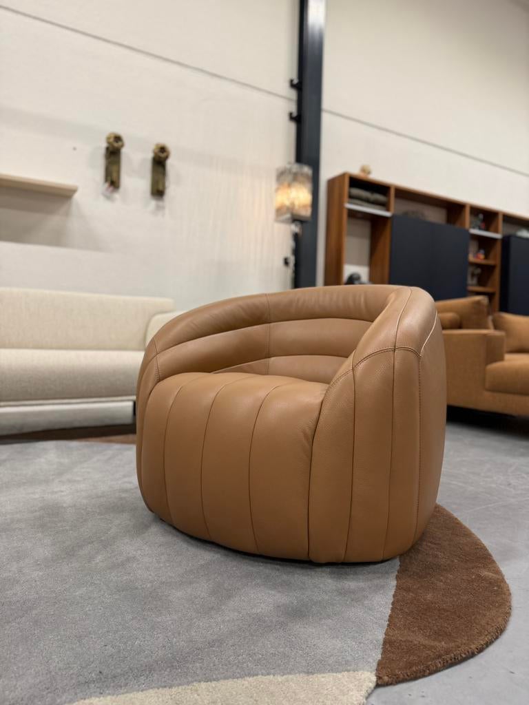 Nieuw Leolux Pode Balini Draaifauteuil Senso Camel Stoel, Huis en Inrichting, Fauteuils, Nieuw, Leer, 50 tot 75 cm, 75 tot 100 cm