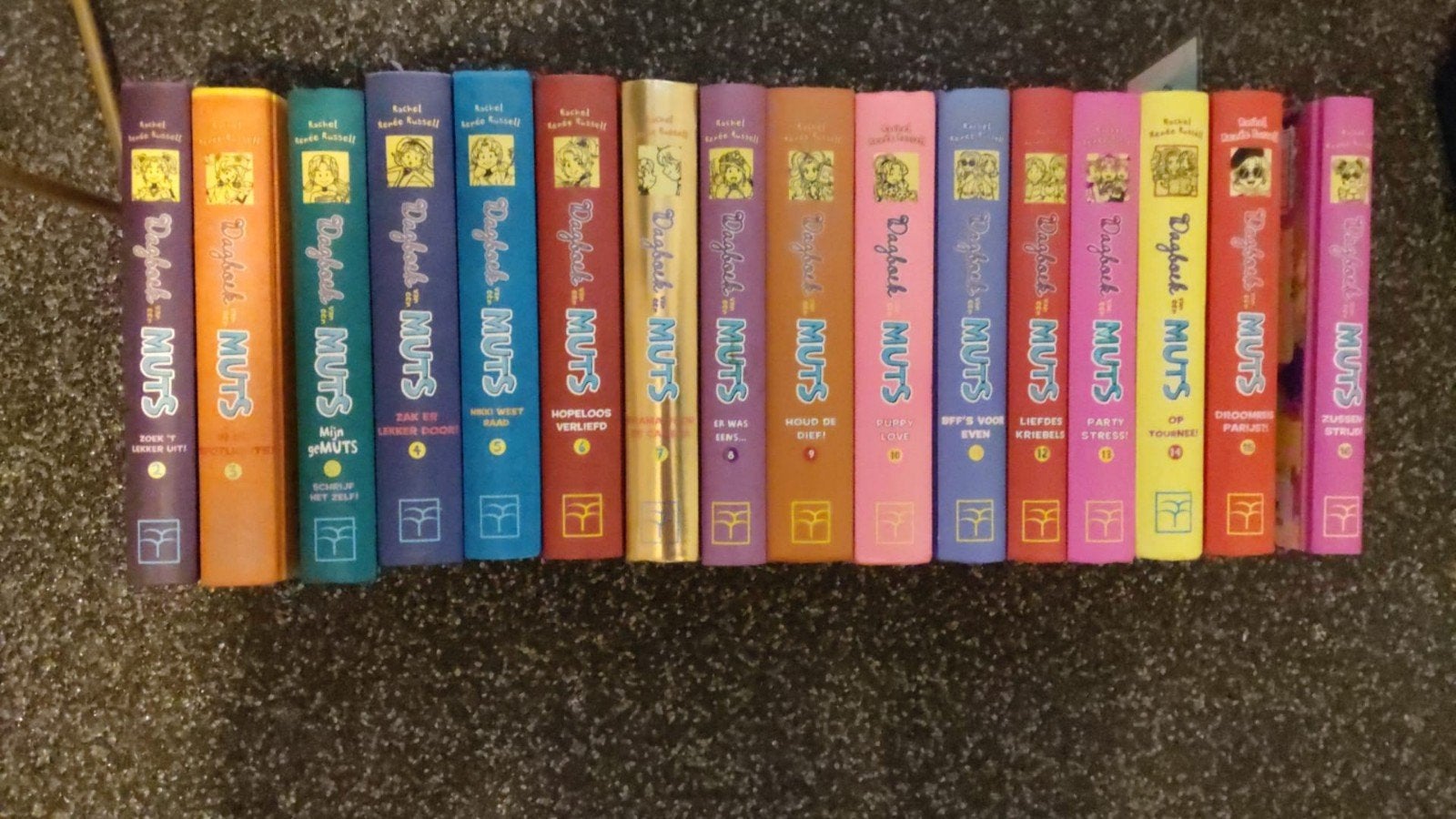 16 Dagboek van een Muts boeken - Complete serie, Ophalen of Verzenden, Gelezen, Rachel Renée Russell, Fictie