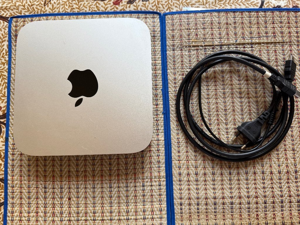 Fijne Mac mini M1 8gb Ram en 256 Gig ssd, Computers en Software, Apple Desktops, Ophalen, 256 GB, Zo goed als nieuw, Mac Mini