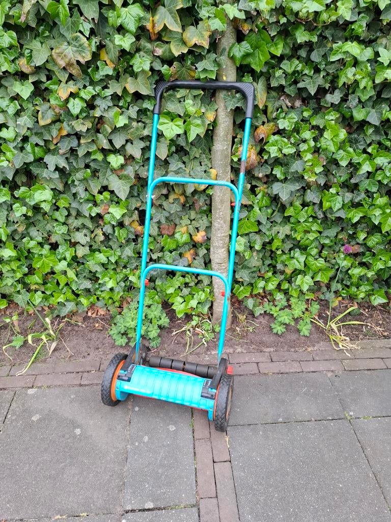 Gardena 5000 SM Handgrasmaaier - Werkt perfect!, Ophalen, Gebruikt, Handgrasmaaier, 30 t/m 39 cm