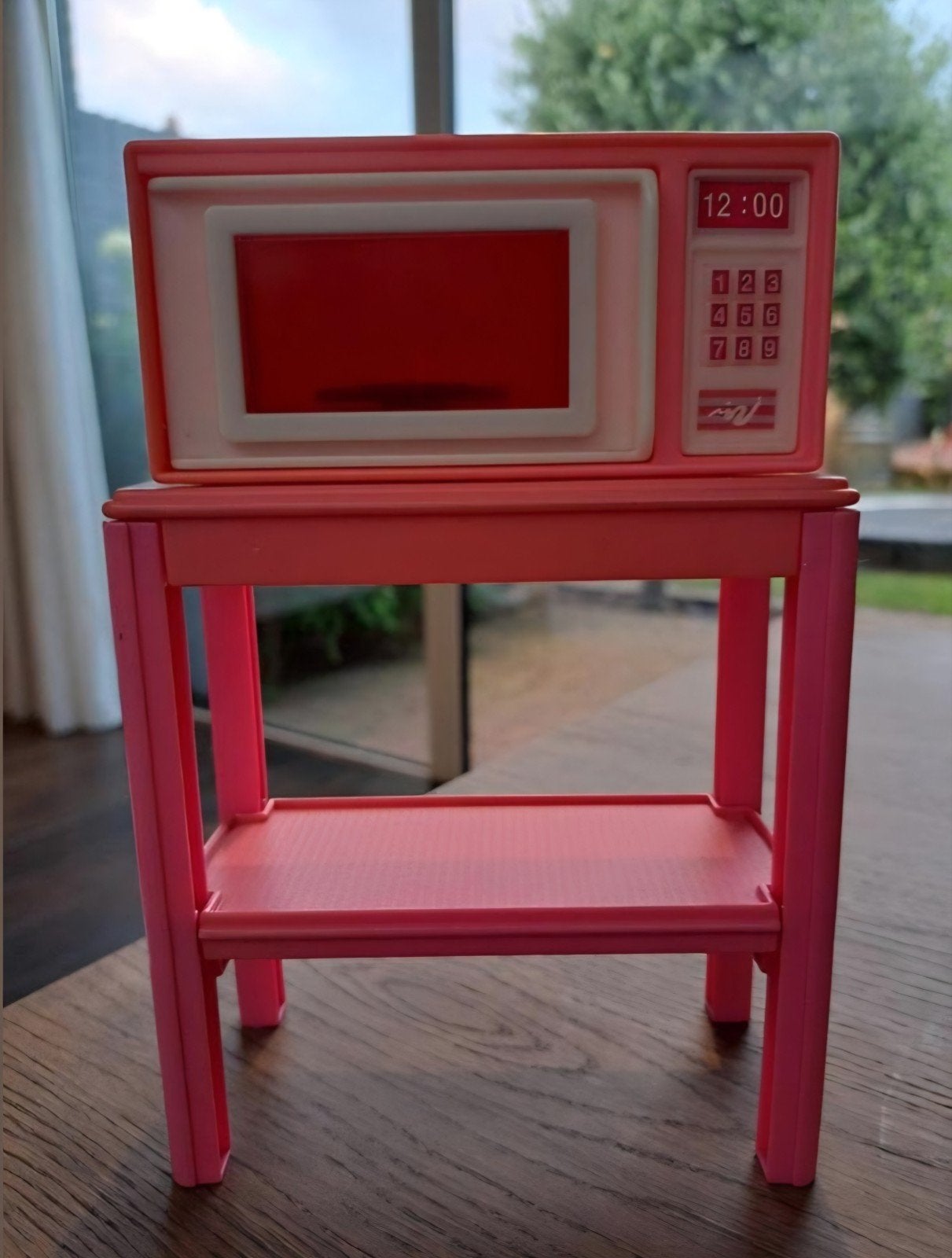 Vintage Barbie 90's - Magnetron met tafel, Ophalen of Verzenden, Gebruikt, Accessoires