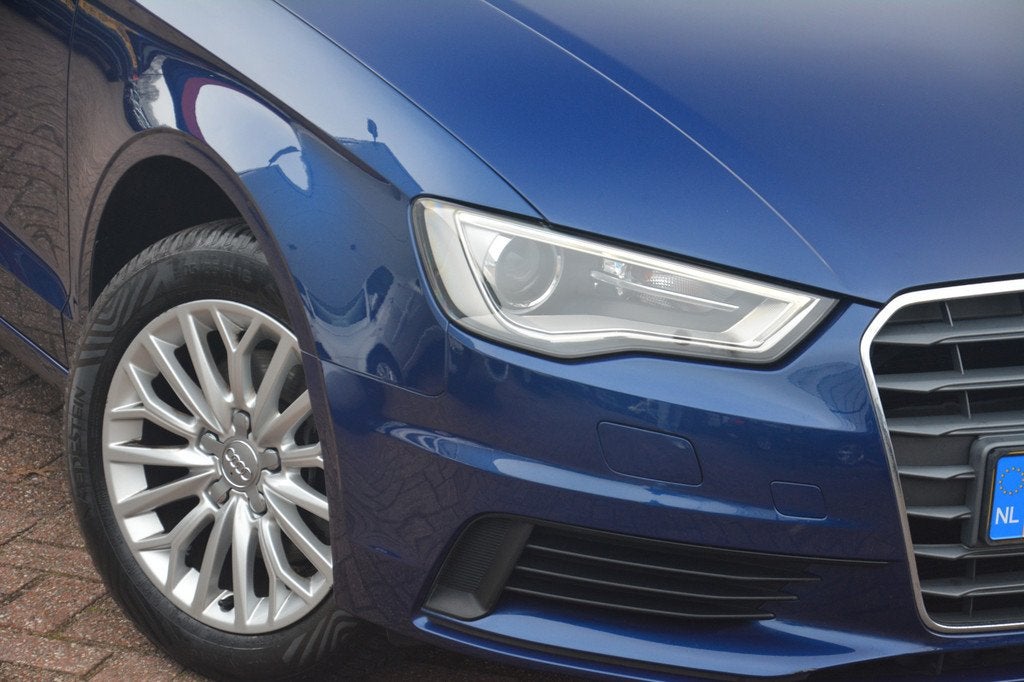 Audi A3 Limousine 1.4 TFSI CoD Ambiente Pro Line Plus | Navi, Auto's, Audi, Gebruikt, 4 cilinders, 150 pk, Blauw