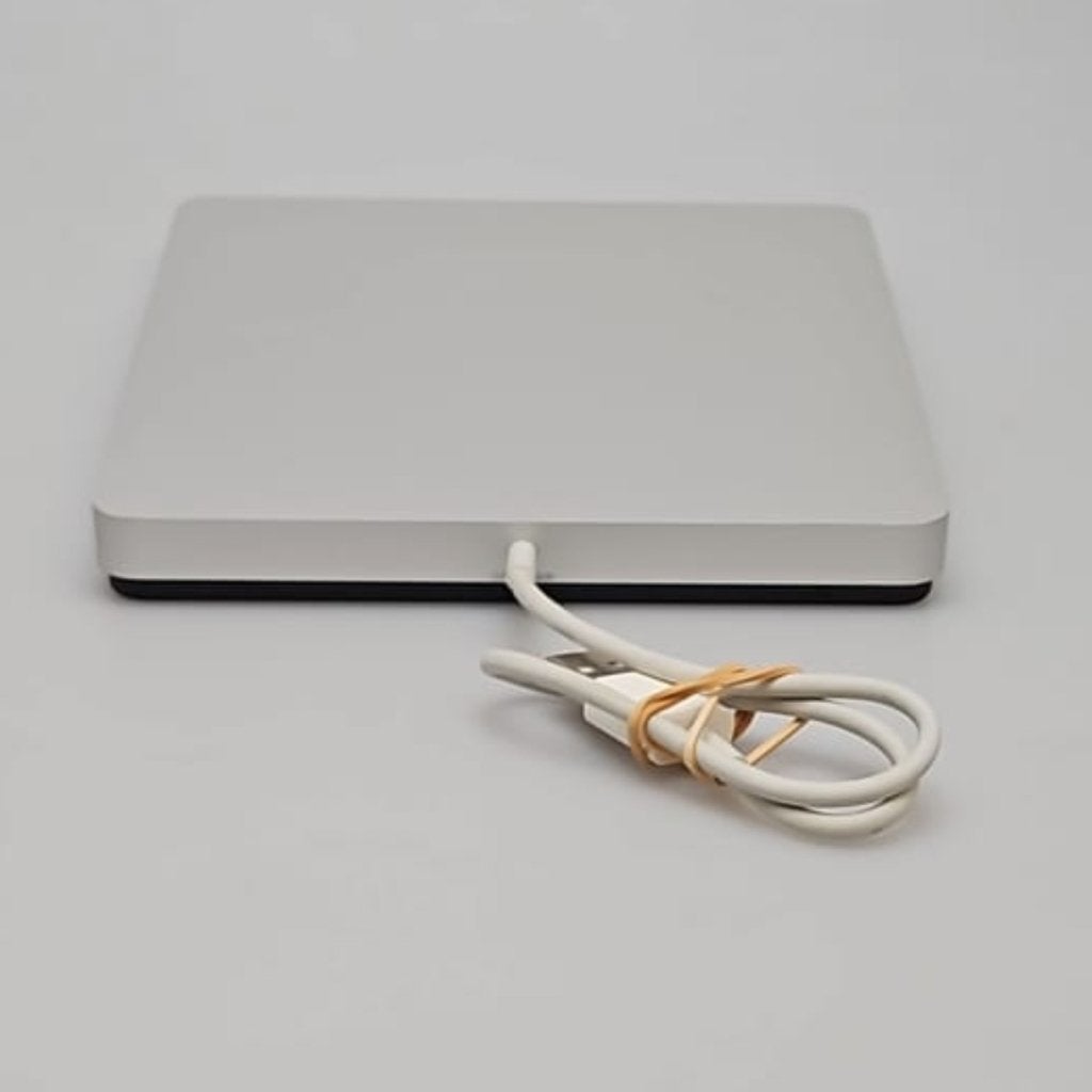 Apple USB SuperDrive A1379 Silver, Apple, Gebruikt, Support@apple.com, One Apple Park Way
Cupertino, CA 95014
United States
