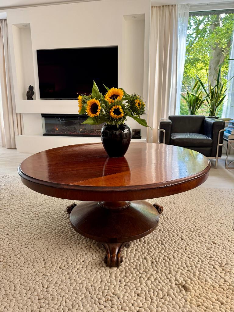 Antieke ronde mahoniehouten salontafel, Antiek en Kunst, Ophalen