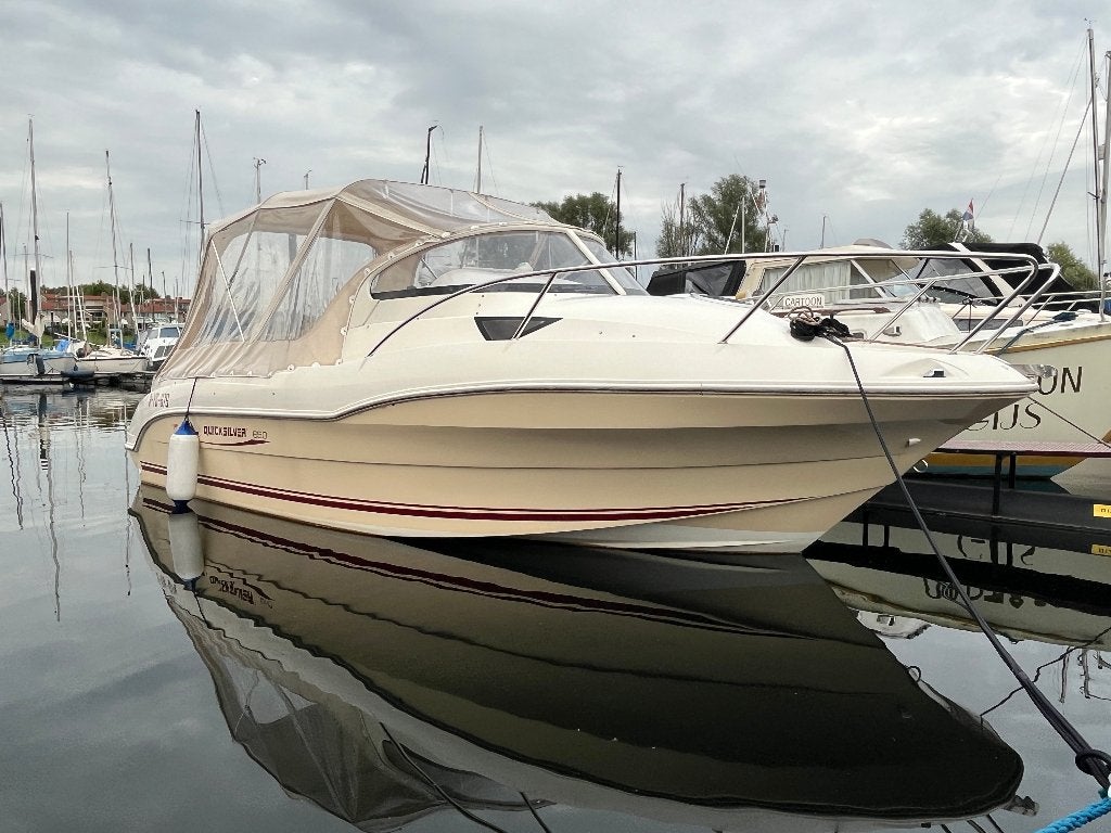 QUICKSILVER 650 Cruiser - 230 PK Mercruiser - VAARKLAAR, Watersport en Boten, Ophalen, Gebruikt, 2.00 meter, 2 m