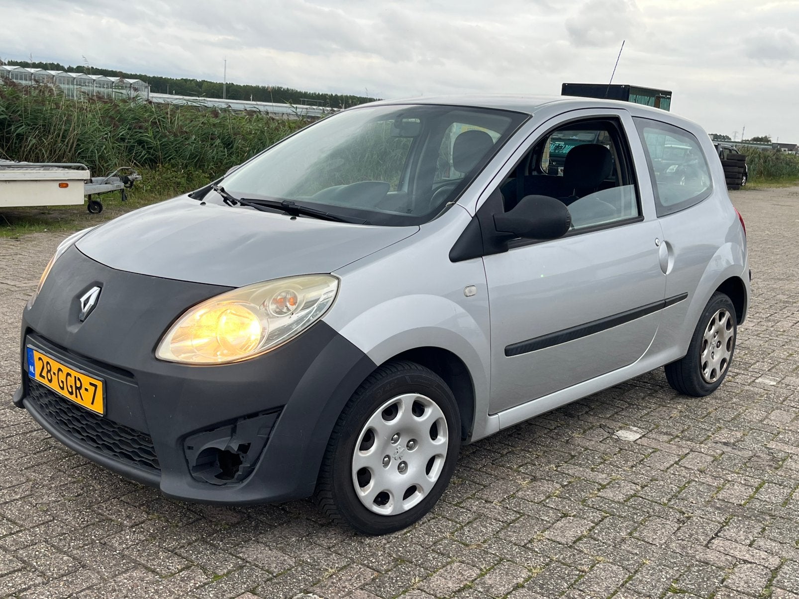 Renault Twingo 1.1 2008 Grijs / 174.000 / NAP / KOOPJE !!!, Auto's, Voorwielaandrijving, Twingo, 4 cilinders, Origineel Nederlands