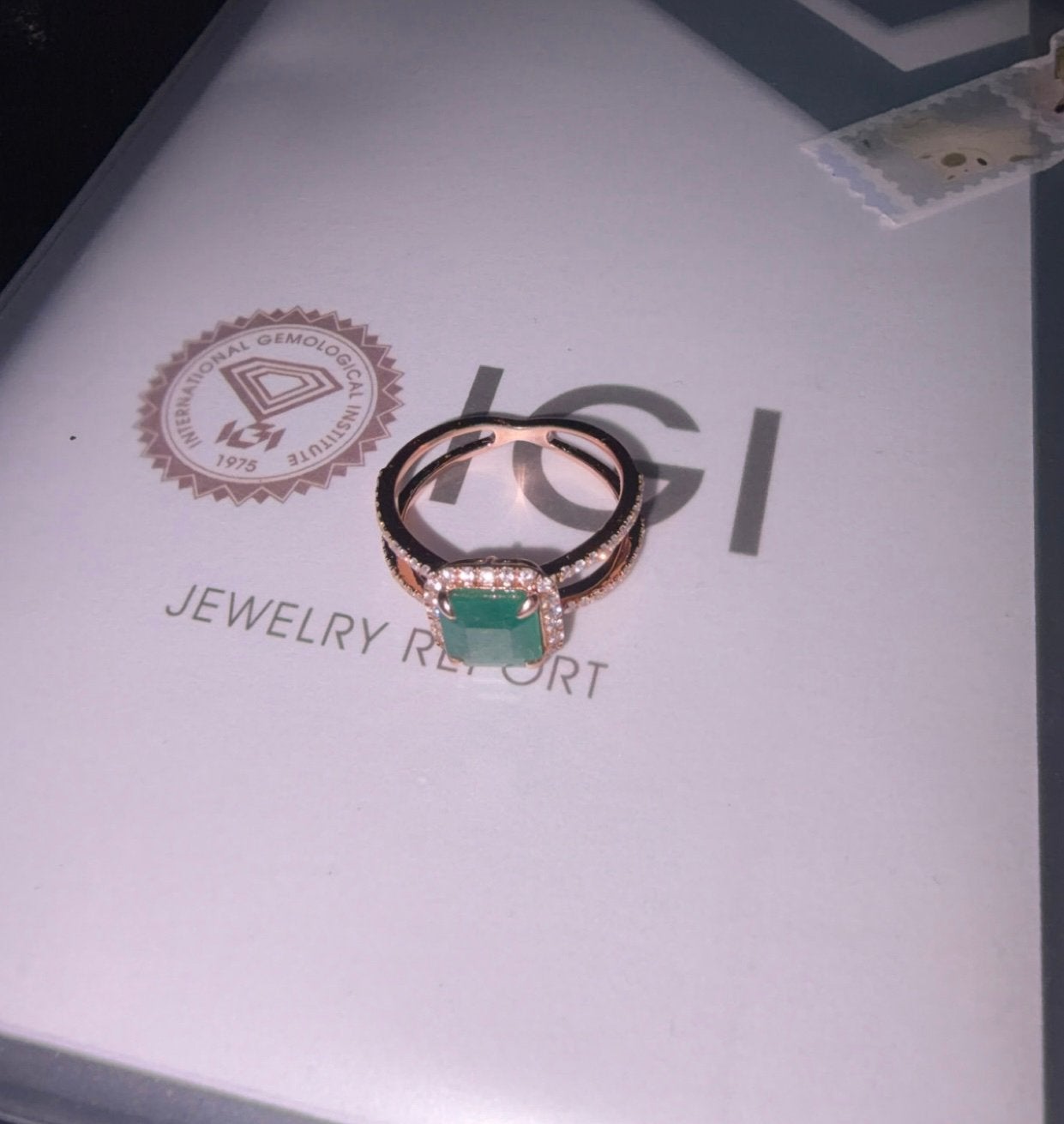 Rosé goud 2.16 ct. Emerald ring met diamanten, Sieraden, Tassen en Uiterlijk, Ringen, Ophalen of Verzenden, Met edelsteen, Dame