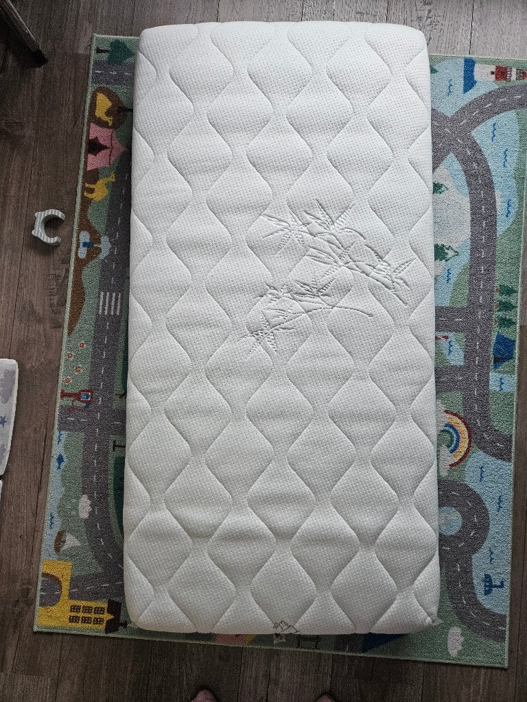 Matras ledikant cosy comfort, Ophalen, Zo goed als nieuw, Ledikant