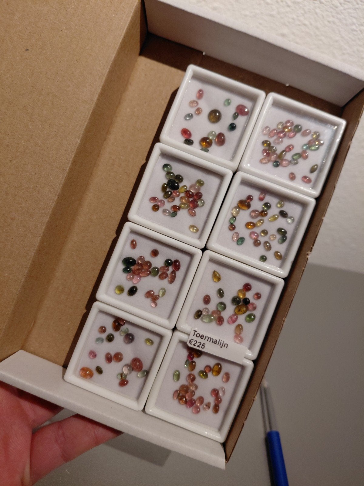 Doos met mooie Toermalijn cabochons gousmid, Ophalen of Verzenden, Nieuw