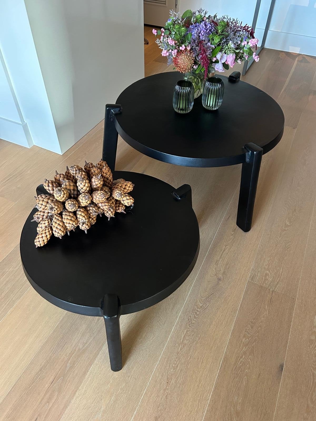 Set van 2 zwarte Morpheus salontafels, Ophalen, Rond, 50 tot 100 cm, Zo goed als nieuw