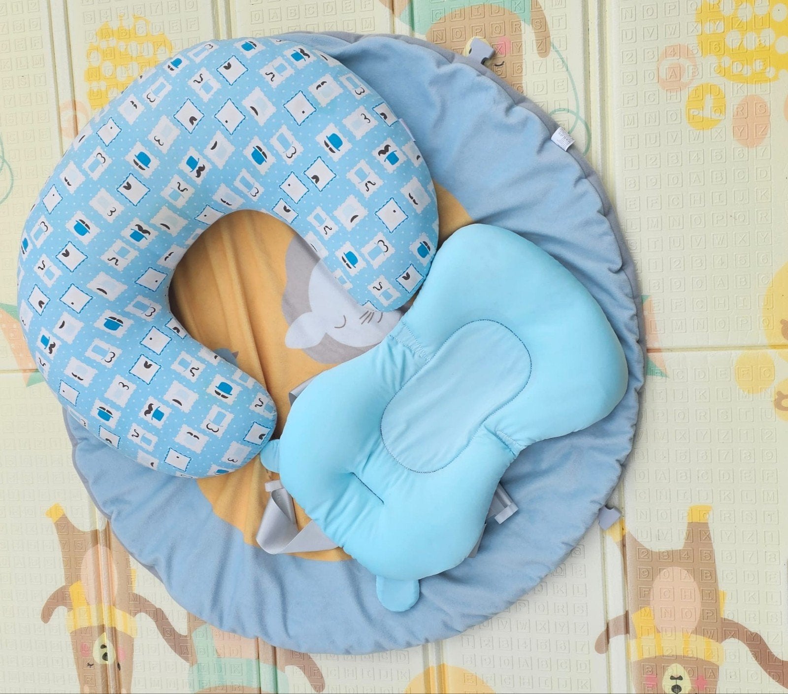 Baby voedingskussen en badkussen set, Ophalen of Verzenden, Zo goed als nieuw