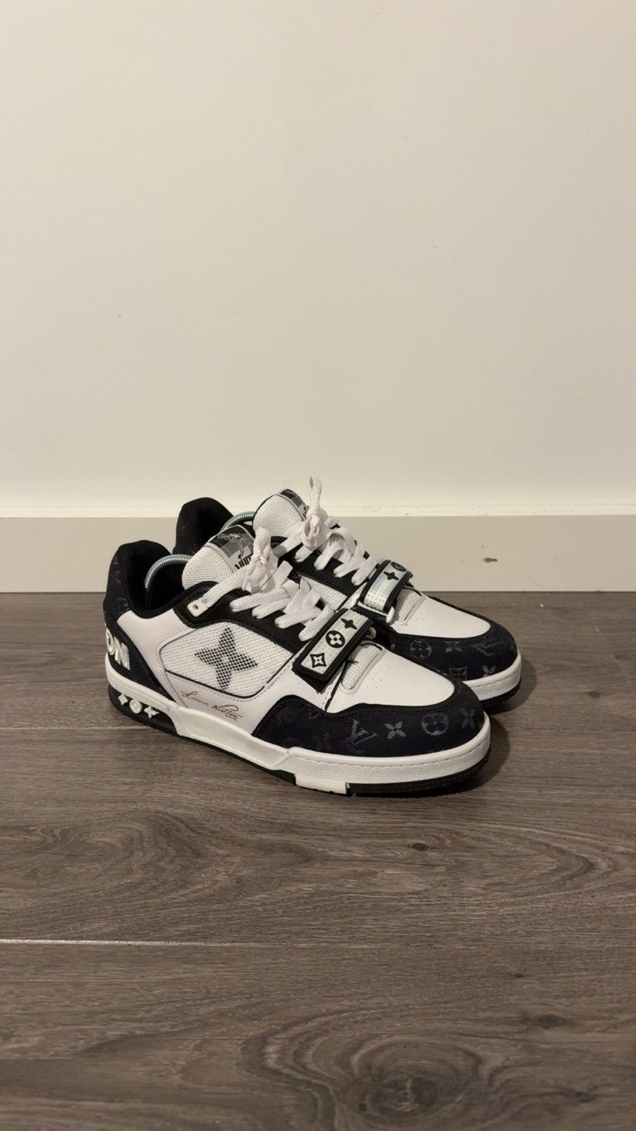 Louis vuitton trainers - Louis Vuitton - Zo goed als nieuw, Zwart, Ophalen of Verzenden, Sneakers of Gympen, Zo goed als nieuw