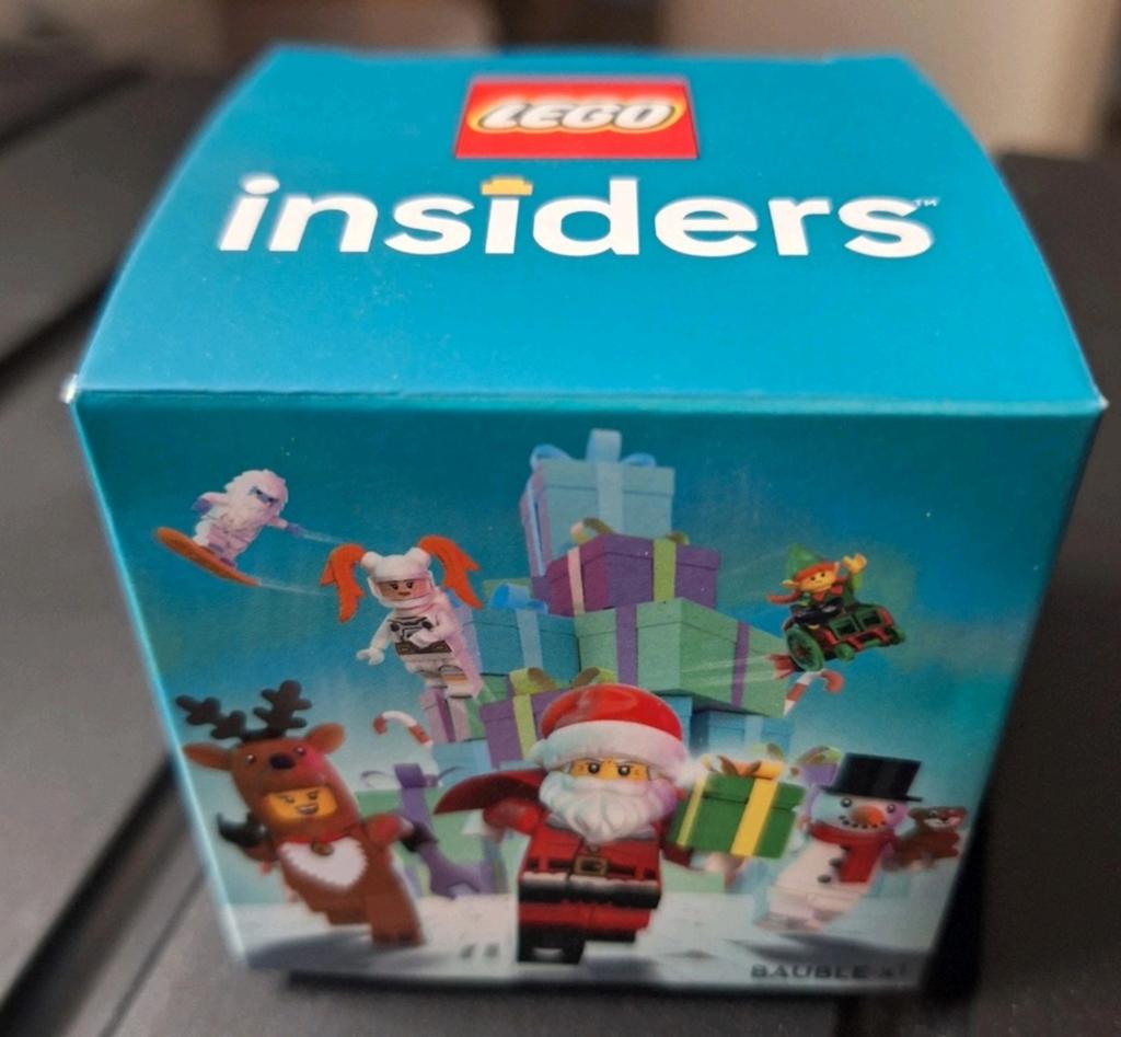Lego Insiders metalen Kerstbal in doos (nieuw), Kinderen en Baby's, Speelgoed | Duplo en Lego, Ophalen of Verzenden, Nieuw, Accessoire