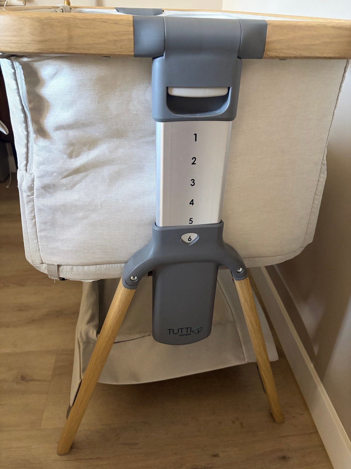 Tutti bambini cozee coo-sleeper - grijs, Kinderen en Baby's, Babywiegjes en Ledikanten, Ophalen, Wieg