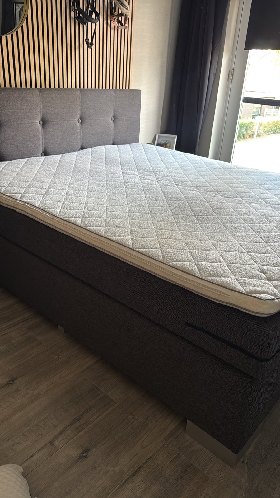 boxspring 180x210 met hoofdbord, Tweepersoons, Ophalen of Verzenden, Zo goed als nieuw, 200 cm