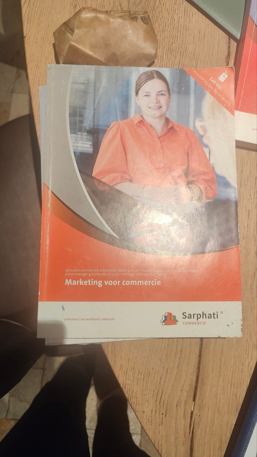 boeken voor opleding junior accountmanager & commerciëel, Gelezen, Economie, Ophalen of Verzenden, Sarphati commercie