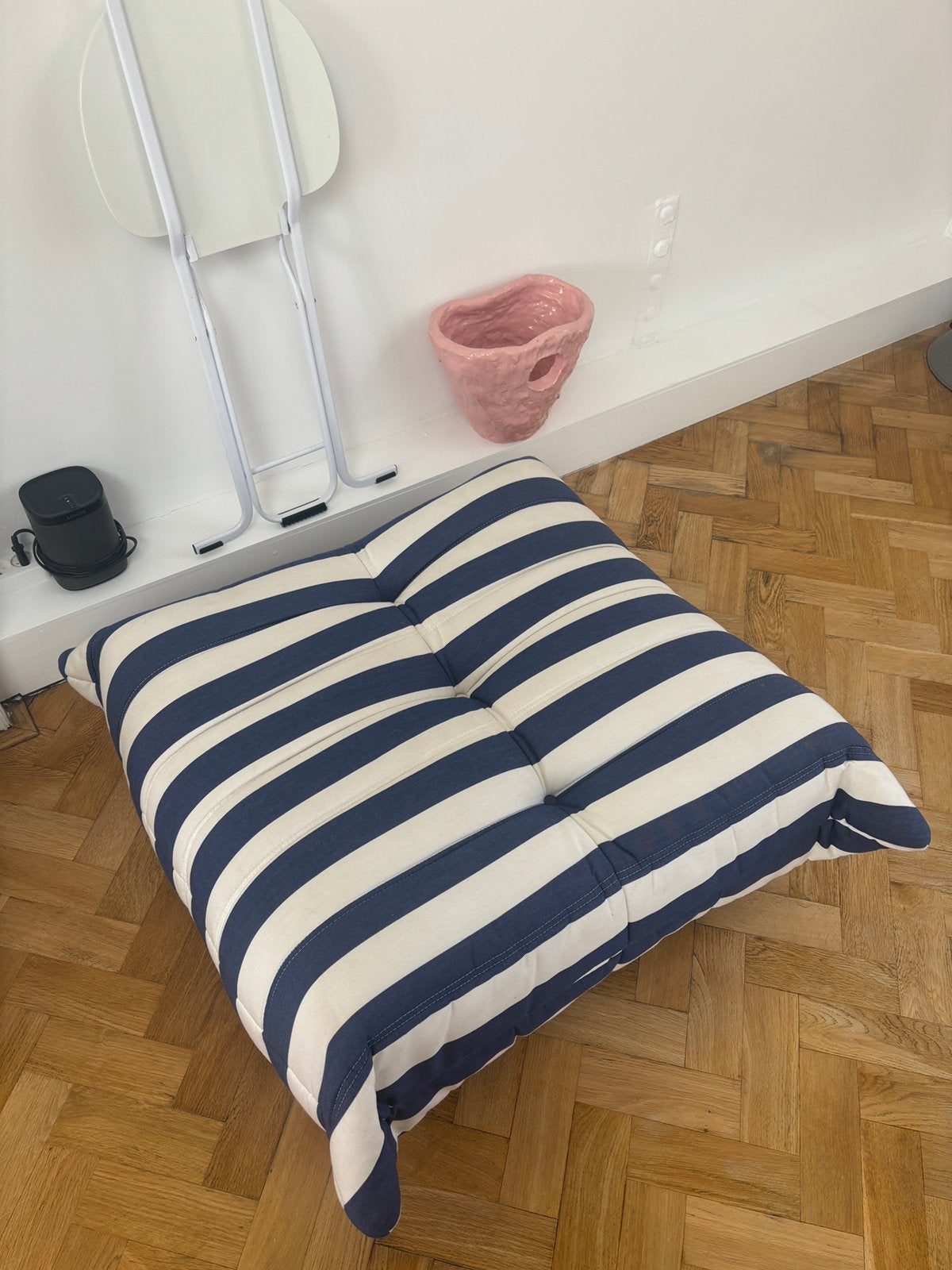 Ligne Roset Togo Poef/Pouf, Ophalen, Gebruikt, Blauw, Eén